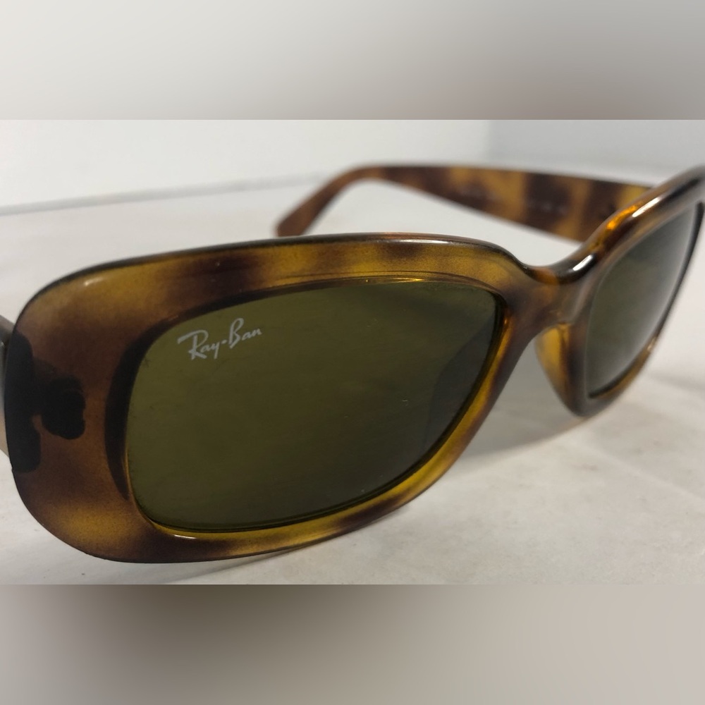 Ray-Ban Women's Rectangular Sunglasses Rb4122 642… - image 3